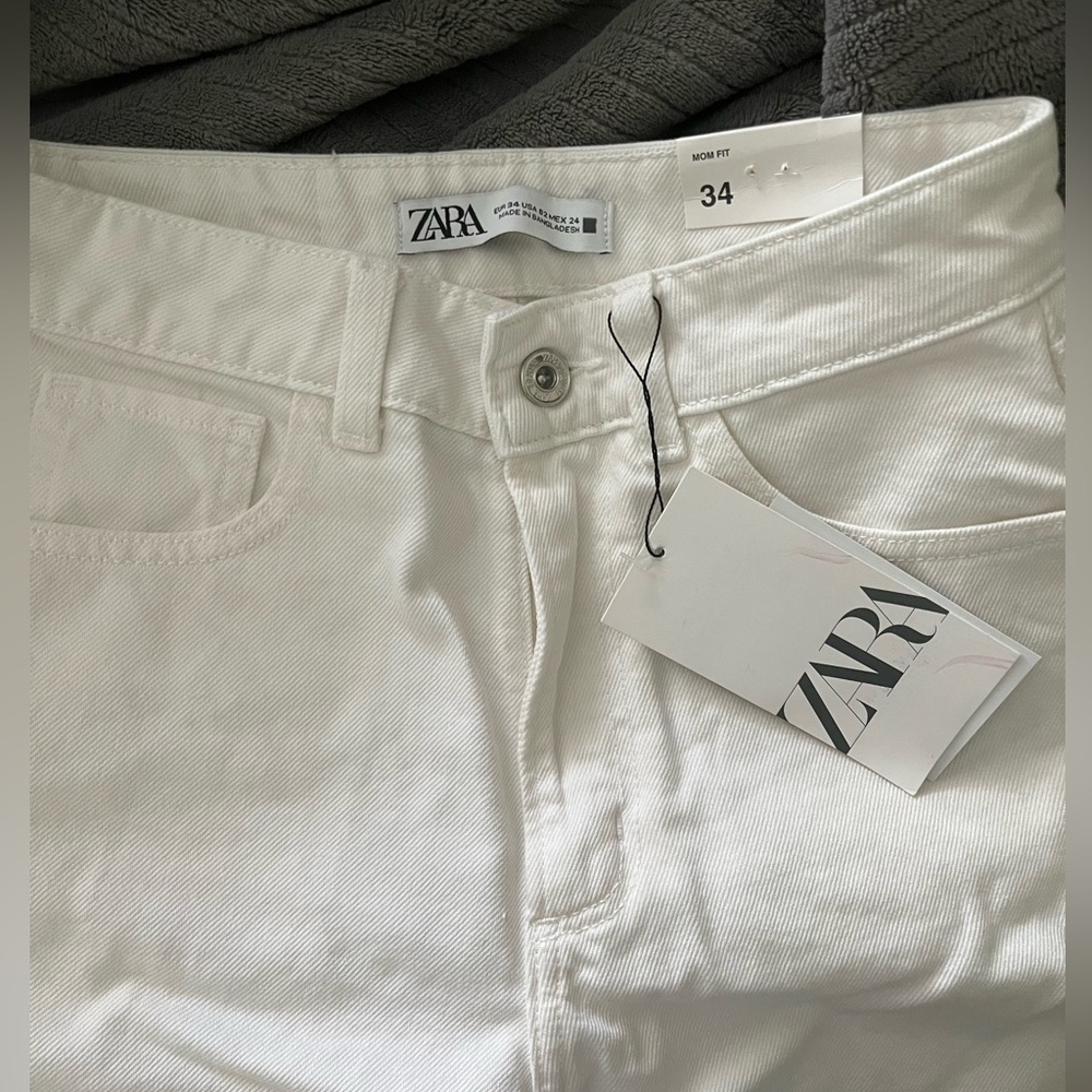 NWT Never worn, Zara mom jeans